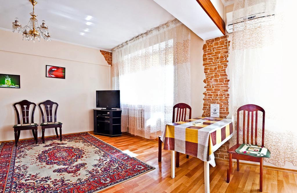Lessor Centre Apartments อัลมาตี ห้อง รูปภาพ